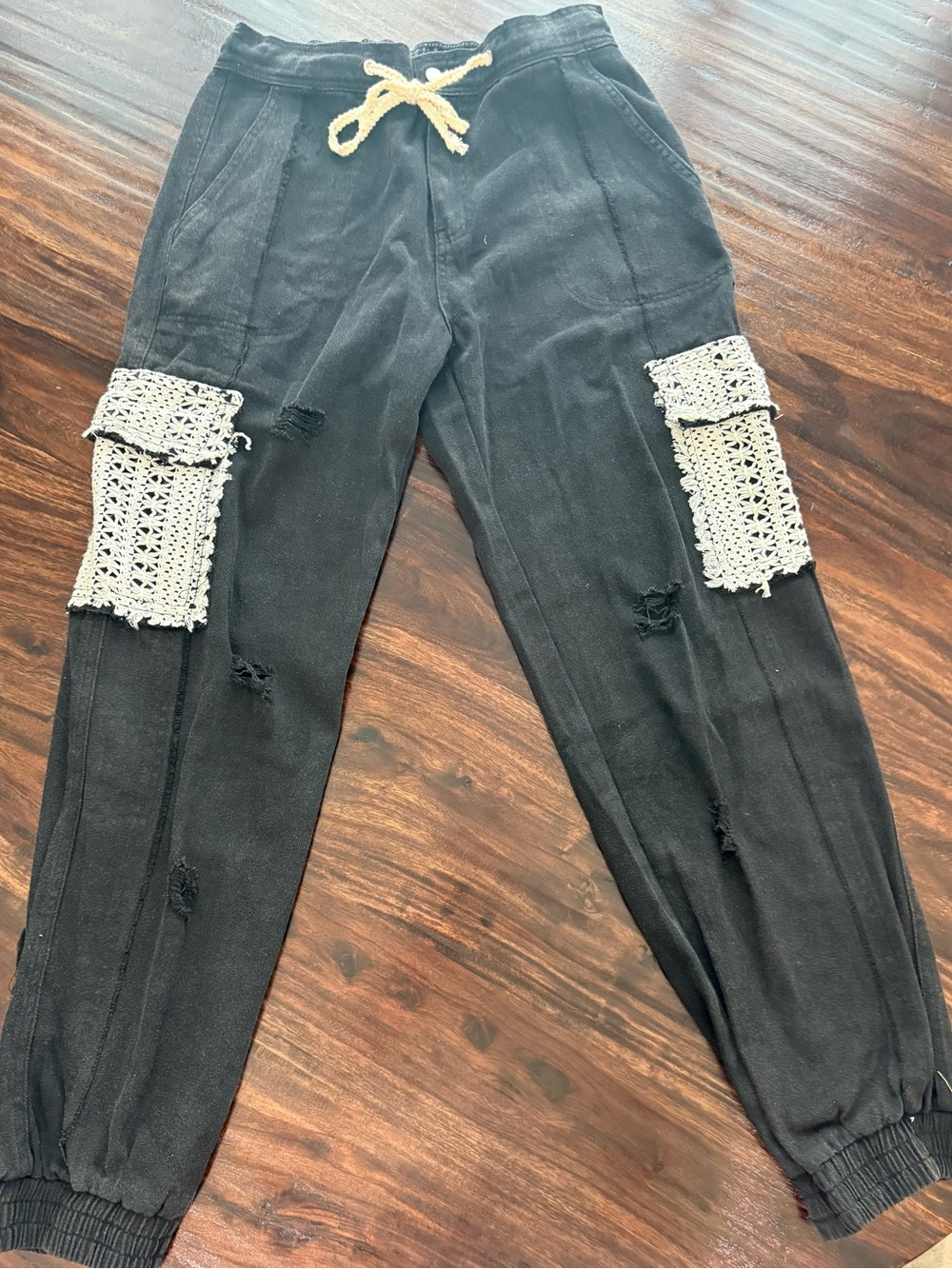 POL SMP494 Black Crochet Pocket Jogger Pants | Boho Cargo | NWOT - Picture 3 of 4